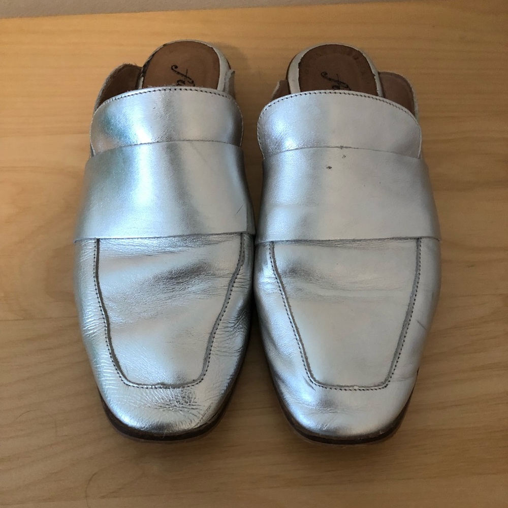 Free People At Ease Loafer Mule - Silver